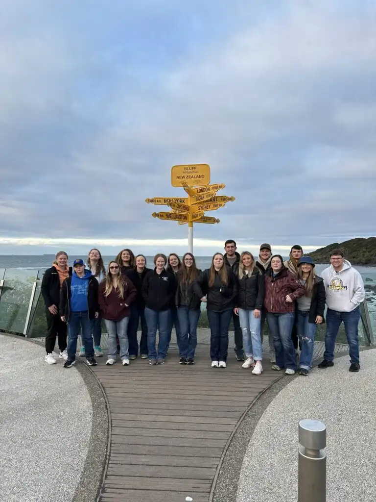 IMG 1013 - Farm & Leisure Tours